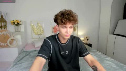 Snapshot of samanie_ chatting on September 28, 2025, 3:06 pm Sam online show from September 28, 2025, 3:06 pm