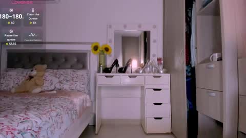 carolina online show from February 11, 2026, 1:54 am