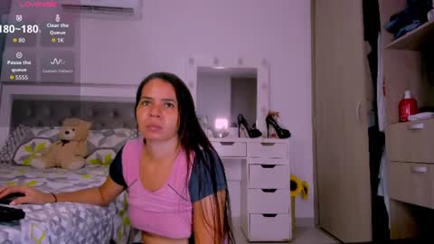 Snapshot of samanta_65 chatting on July 8, 2026, 3:11 am carolina online show from July 8, 2026, 3:11 am