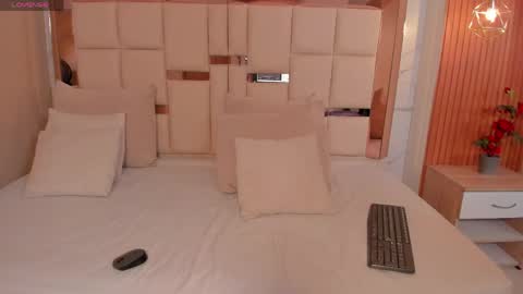 Snapshot of samanta_quinn chatting on May 22, 2026, 7:37 am samantha online show from May 22, 2026, 7:37 am