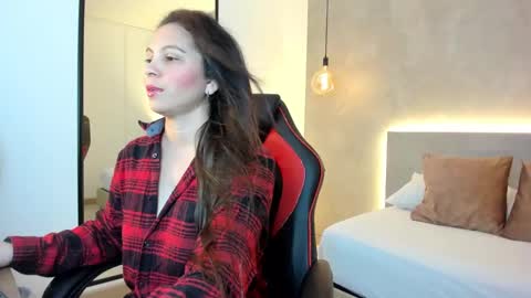 S A M A N T H A online show from September 18, 2025, 2:13 am