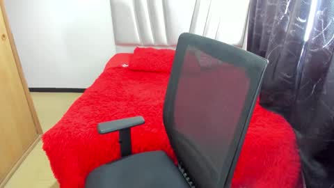 Snapshot of samantha__wilson chatting on October 28, 2025, 2:42 pm Samantha online show from October 28, 2025, 2:42 pm