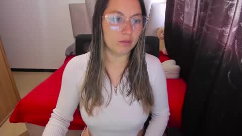 Snapshot of samantha__wilson chatting on November 27, 2025, 1:35 pm Samantha online show from November 27, 2025, 1:35 pm