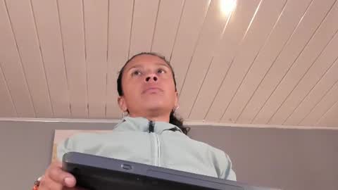 samantha_duart3 online show from July 10, 2026, 11:35 am