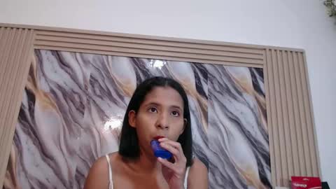 lizzy online show from November 22, 2025, 1:48 am