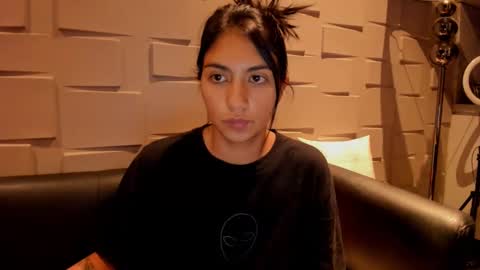 Samantha online show from February 19, 2025, 9:39 am