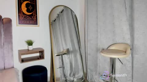 Snapshot of samantha_lux_ chatting on May 29, 2026, 10:35 am samantha_lux_ online show from May 29, 2026, 10:35 am