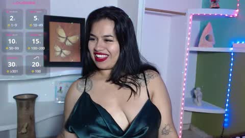 samantha_smiithh online show from December 3, 2025, 1:02 am