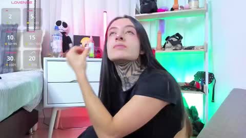 Fernanda online show from September 16, 2025, 1:56 pm