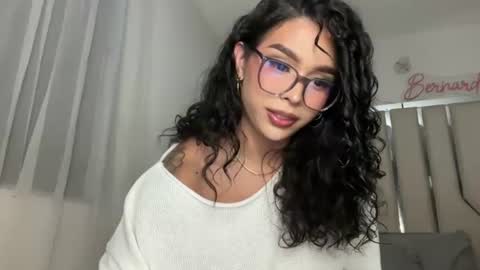 Samantha Bernardo online show from July 23, 2026, 1:30 am