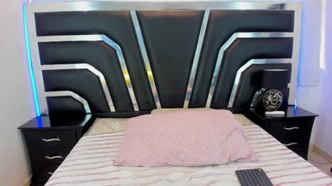 Sweet Samantha   online show from March 8, 2025, 3:35 pm