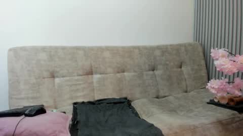 Snapshot of samanthajonexxx chatting on October 25, 2025, 1:18 pm samanthajonexxx online show from October 25, 2025, 1:18 pm