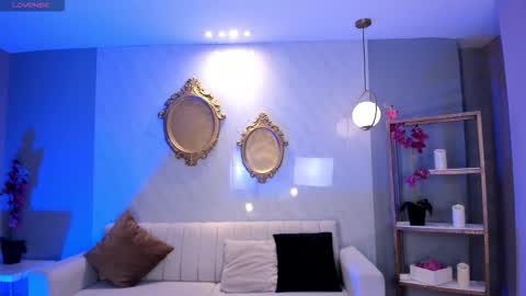 Samantha Klein online show from September 11, 2025, 3:06 am