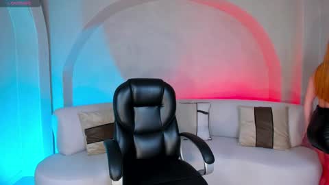 Samantha Klein online show from October 29, 2025, 3:53 am