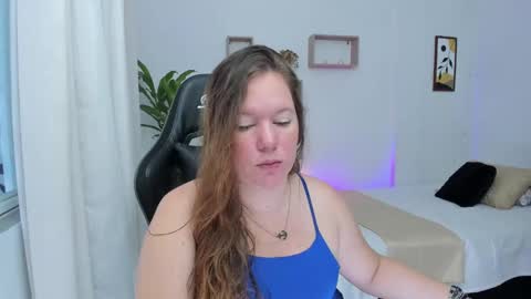 Samantha samy online show from December 17, 2024, 5:36 pm