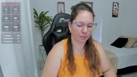 Samantha samy online show from December 19, 2024, 8:34 am