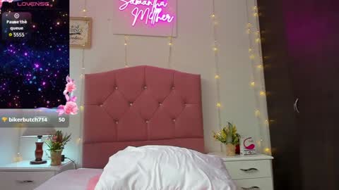 Snapshot of samanthamillher1 chatting on December 2, 2024, 8:00 pm Samy online show from December 2, 2024, 8:00 pm