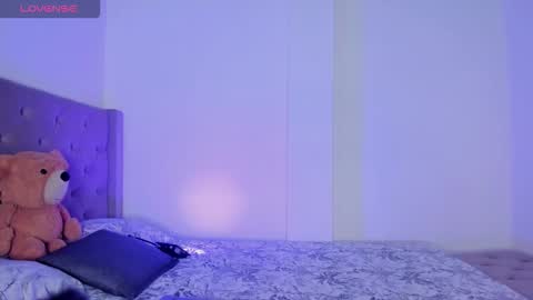 Snapshot of samara_jonnes_ chatting on February 15, 2026, 3:36 am Samara is my name a pleasure delighted that you are here leave your thumb up it is important to me online show from February 15, 2026, 3:36 am