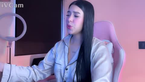 Snapshot of samara_lam chatting on January 12, 2025, 3:03 pm Sammy  online show from January 12, 2025, 3:03 pm