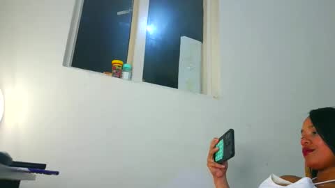 Snapshot of samary_thomas chatting on January 11, 2026, 12:59 am samary thomas online show from January 11, 2026, 12:59 am