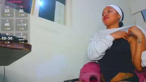 Snapshot of samary_thomas chatting on March 3, 2026, 2:39 am samary thomas online show from March 3, 2026, 2:39 am