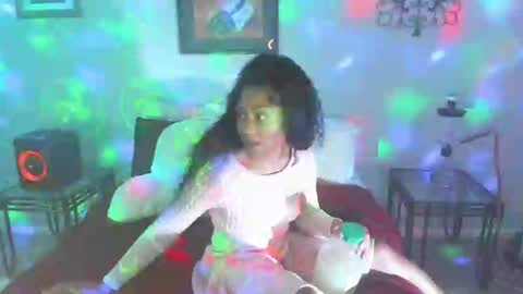 Yaya online show from January 4, 2025, 4:01 am