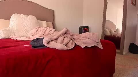 Yaya online show from February 7, 2026, 10:35 pm