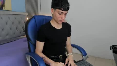 Sam online show from April 18, 2026, 12:42 pm