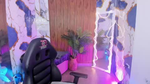 sam online show from May 11, 2026, 3:01 am