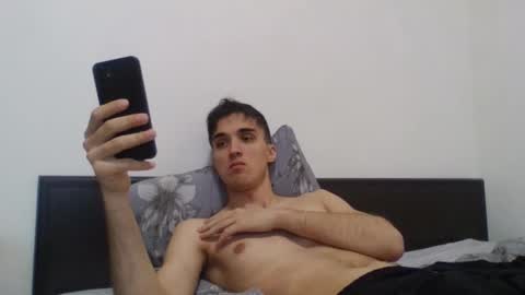 Snapshot of samcumtv chatting on November 29, 2025, 9:34 am multitooman online show from November 29, 2025, 9:34 am