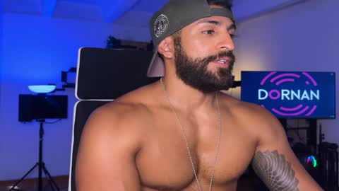 Snapshot of samdornan chatting on December 17, 2024, 12:34 am Sam Dornan online show from December 17, 2024, 12:34 am