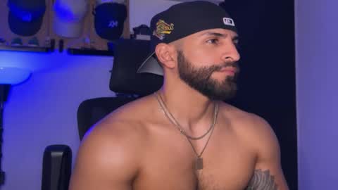 Sam Dornan online show from May 18, 2026, 4:07 am