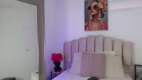 Samantha online show from November 27, 2025, 3:03 pm