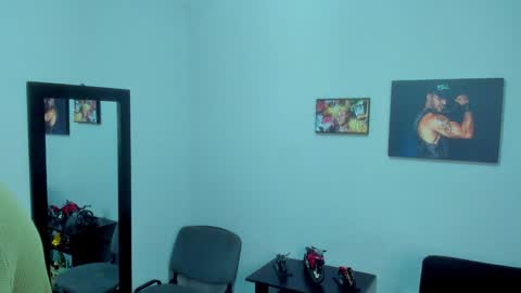 samir_hazard online show from January 4, 2025, 10:13 pm