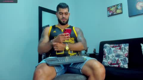 samir_hazard online show from March 8, 2025, 2:55 am