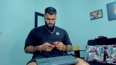 samir_hazard online show from October 3, 2025, 7:33 pm