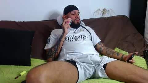 samir_music_ online show from February 25, 2026, 10:52 pm