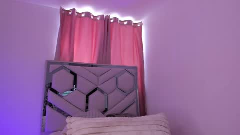 samirose_ online show from May 26, 2026, 8:38 pm