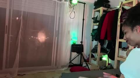 KatyDoll online show from January 7, 2026, 2:25 am