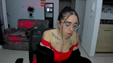 SARA online show from November 17, 2025, 1:00 am