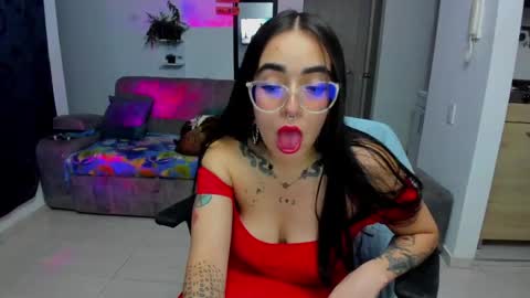 SARA online show from April 28, 2026, 11:43 pm