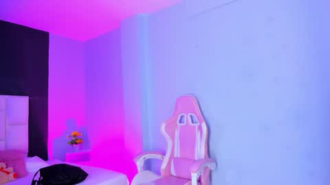 Snapshot of sammy__rose chatting on September 23, 2025, 8:01 pm Sammy Rose online show from September 23, 2025, 8:01 pm