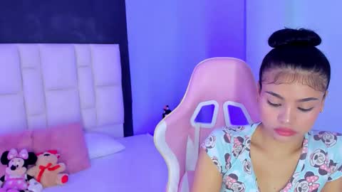 Snapshot of sammy__rose chatting on October 16, 2025, 7:59 pm Sammy Rose online show from October 16, 2025, 7:59 pm