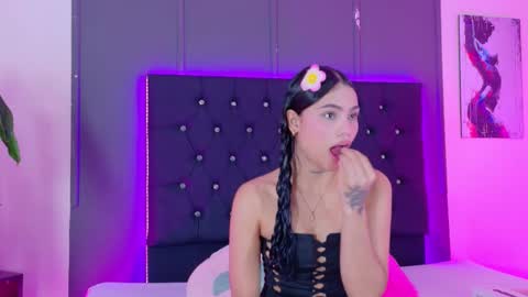 Snapshot of sammy__rose chatting on November 24, 2025, 8:08 pm Sammy Rose online show from November 24, 2025, 8:08 pm