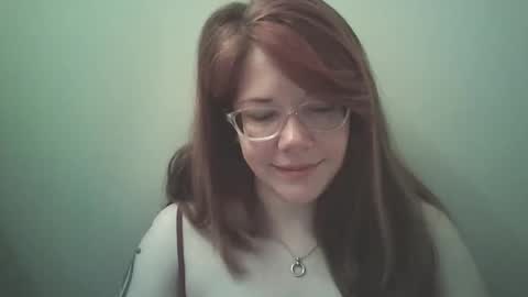 Snapshot of sammy_lyn chatting on May 24, 2026, 1:49 pm Sam online show from May 24, 2026, 1:49 pm