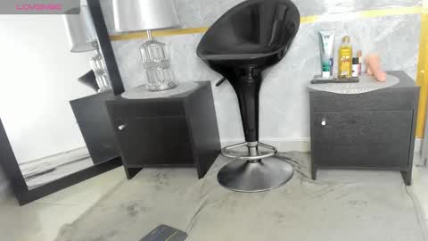 Snapshot of sammy_sweet0 chatting on December 22, 2025, 12:24 pm Sammy Sweet online show from December 22, 2025, 12:24 pm