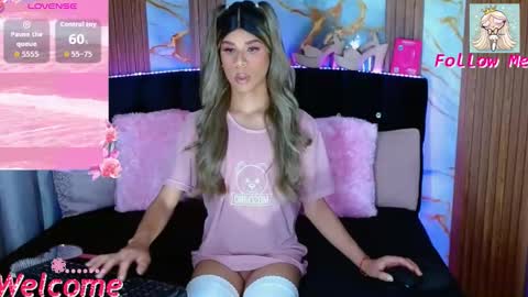 Snapshot of sammylittle_ chatting on October 5, 2025, 6:17 pm sammylittle_ online show from October 5, 2025, 6:17 pm