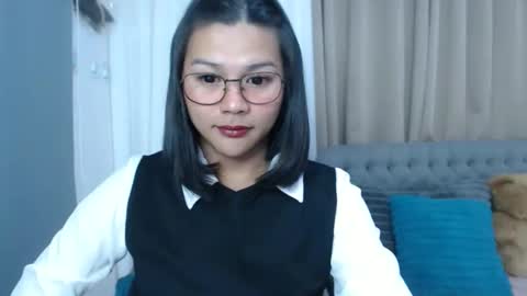 Snapshot of sammypretty19 chatting on February 18, 2026, 10:55 am im throat fucker online show from February 18, 2026, 10:55 am