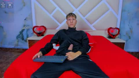 Snapshot of sammysex_ chatting on December 4, 2025, 6:34 am SAMMY online show from December 4, 2025, 6:34 am