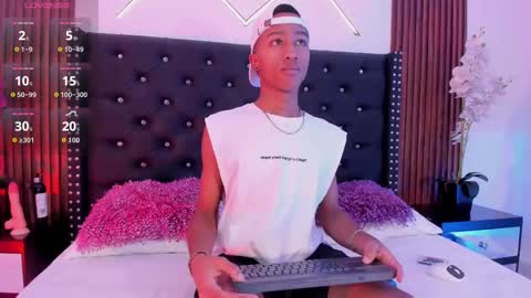 sammyyadams_ online show from September 22, 2025, 8:00 pm